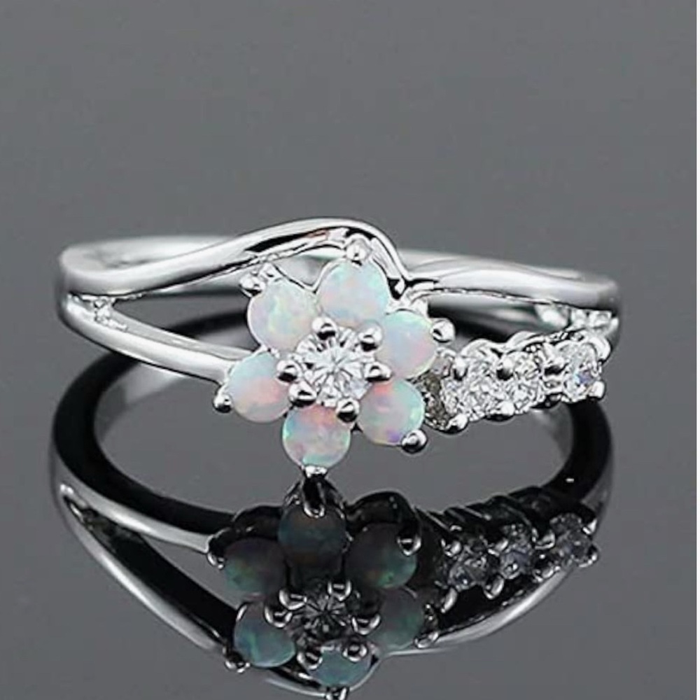 S925 Sterling Silver Opal and CZ Gemstones Flower Ring. New.